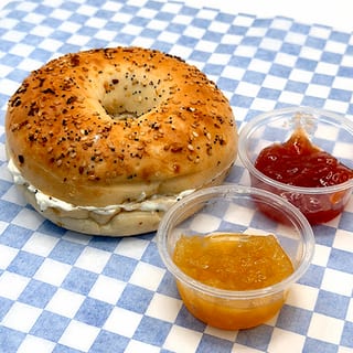 Bagel w/ Cream Cheese